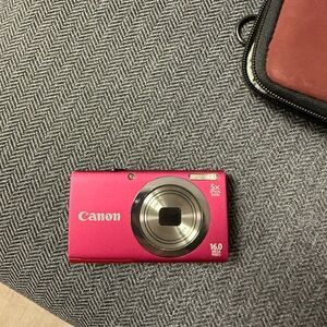 Canon Vibrant Pink Compact Camera